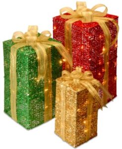 regalos de navidad de color verde, rojo y amarillos